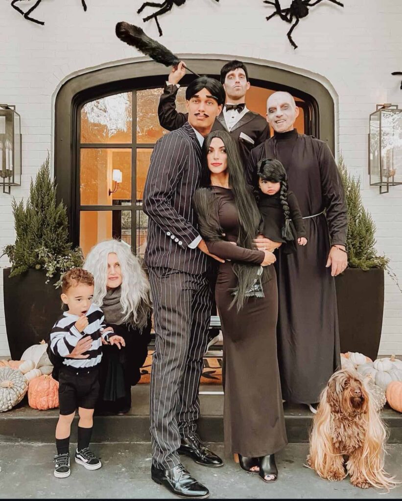 family halloween costumes for 3